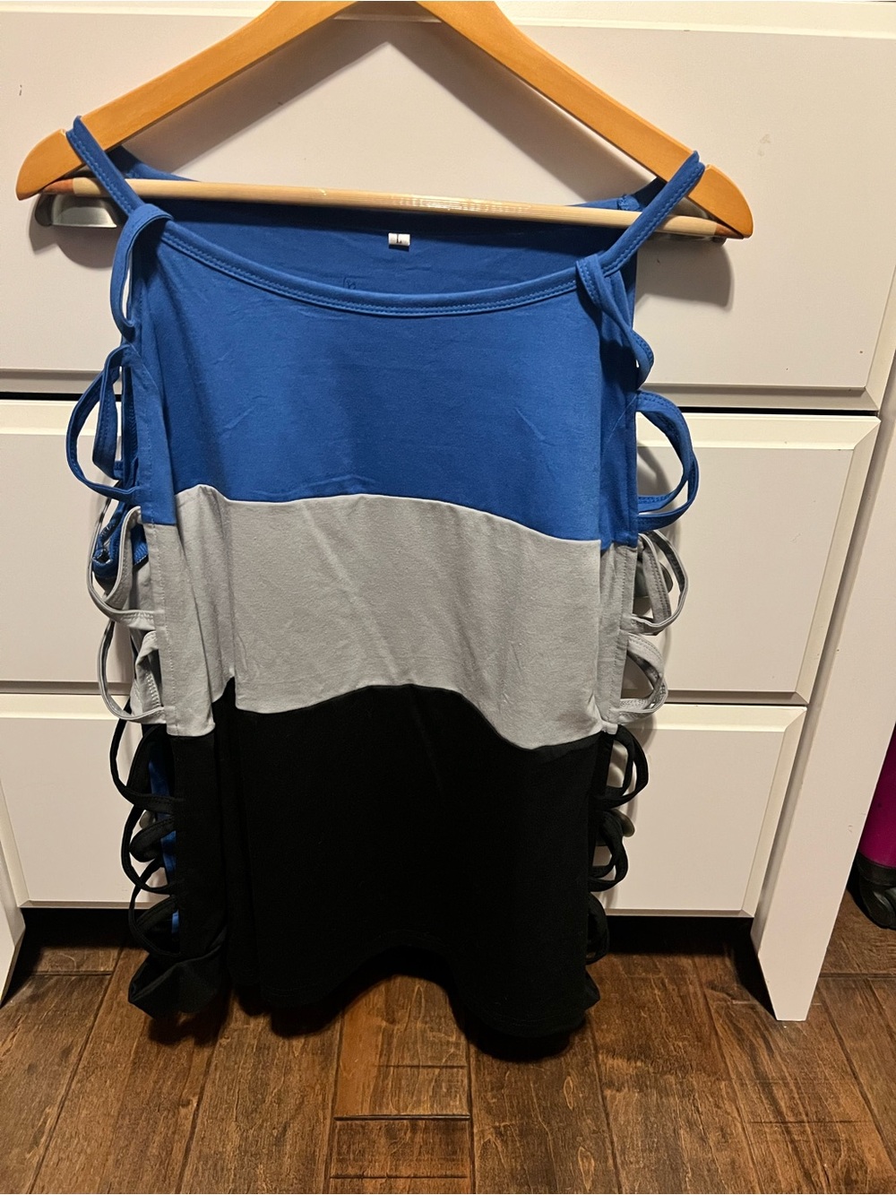 Colorblock Blue, Gray & Black Cold-Shoulder Long Sleeve Top